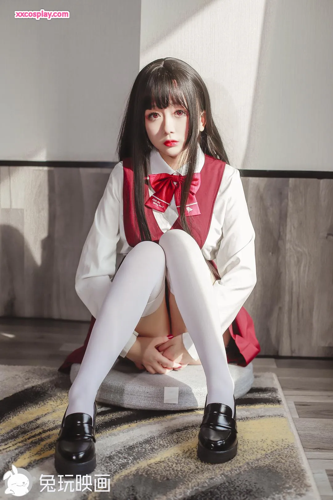 兔玩映画：一袭红裙